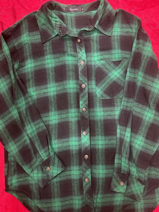 Automet Tops - Autumnz Green Plaid Button-Down Shirt